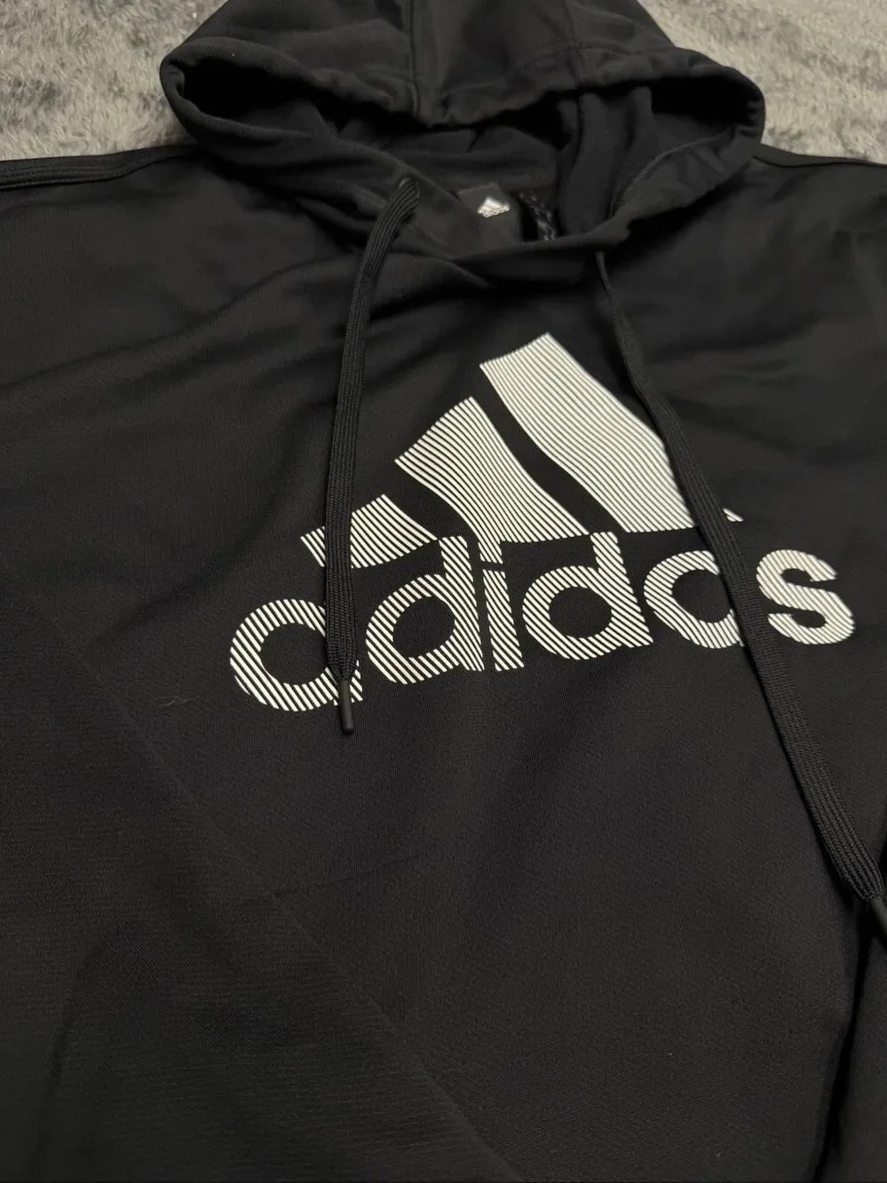 Adidas AEROREADY Men’s XL Dri Fit Hoodie!